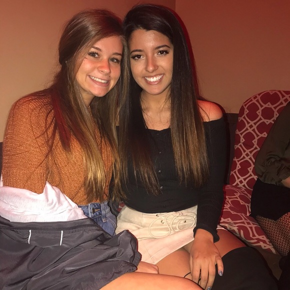 Meet your Posher, Yazmeen - Picture 2 of 4